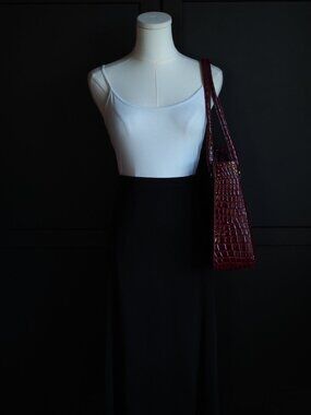 Like NEW Embossed Enameled Faux Alligator Skin Handbag in Burgundy